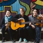 La cantante que utiliza la música para ayudar a los niños con el lenguaje y la gramática
