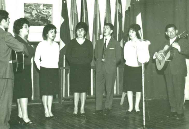 Víctor Burgos, Guacolda Gacitúa, Bertina Navarro, Beti Valderas, Víctor Macías y Gladys Azócar.